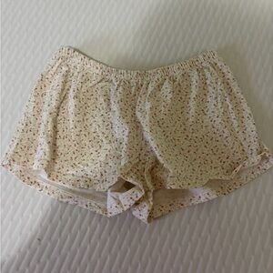 Brandy Melville floral Shorts